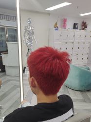 -米娜护肤造型
