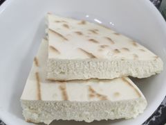 锅盔馍-何老二卤汁凉粉