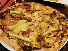 烤鸭pizza-北京饭店诺金-东33餐厅