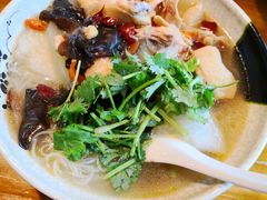 -荣晖咖啡美食(司打口店)