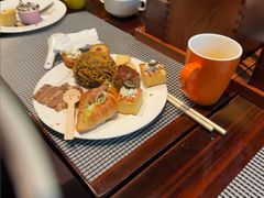 -广州万富希尔顿酒店·感趣自助餐厅·金秋蟹宴生蚝海鲜刺身