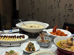 -海鸿荟·沿江菜(中山北路店)