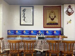 -敖特尔布里亚特美食坊(世纪花苑店)
