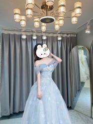 -衣贝姿婚纱礼服馆