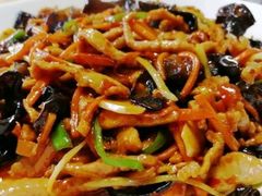 特色鱼香肉丝-孔记酱骨手擀面(三道街店)