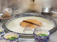 -镇南锅盖面馆(解放路店)