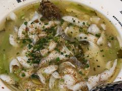 -渔语鱼酸菜鱼新川菜(来福士店)