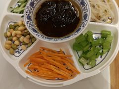 -龙湖星悦荟(颐和店)