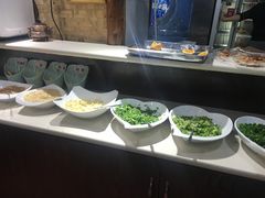 自助调料区-俭让佬妈现卤串串(温江总店)