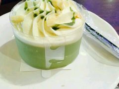 -星巴克臻选(盐城金鹰聚龙湖店)