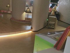 -涨巢·潮玩水疗局