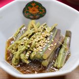 巷角亦作庭院料理，静静的我来了