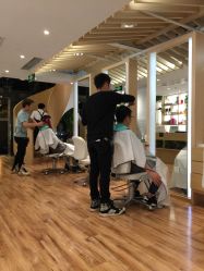 -简法造型·品牌形象店