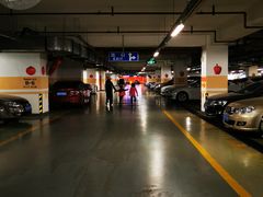 -中原城市广场-停车场