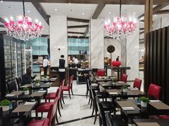 -上海虹桥西郊假日酒店