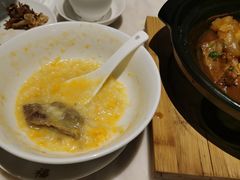 窝蛋牛肉粥-香港百合居(LCM置汇旭辉广场店)