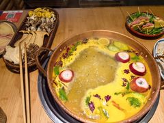 -洱火云南酸菜牛肉火锅(石景山当代商城店)