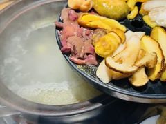 -一朵菌·野生菌探索家火锅(南亚店)