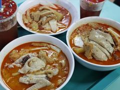 -亚王咖喱鸡米粉面