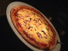 pizza-粤海喜来登酒店·盛宴海鲜牛排自助餐厅(天河城店)