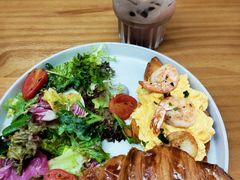 海鲜牛油炒蛋牛角-CHILLAX轻乐时(侨建·Hi City店)