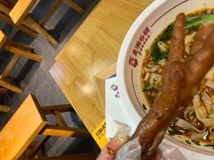 -呷佬·长沙手工米粉(金沙江路店)