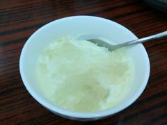 燕窝双皮奶-添發碗仔翅美食