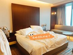 -上海龙之梦万丽酒店