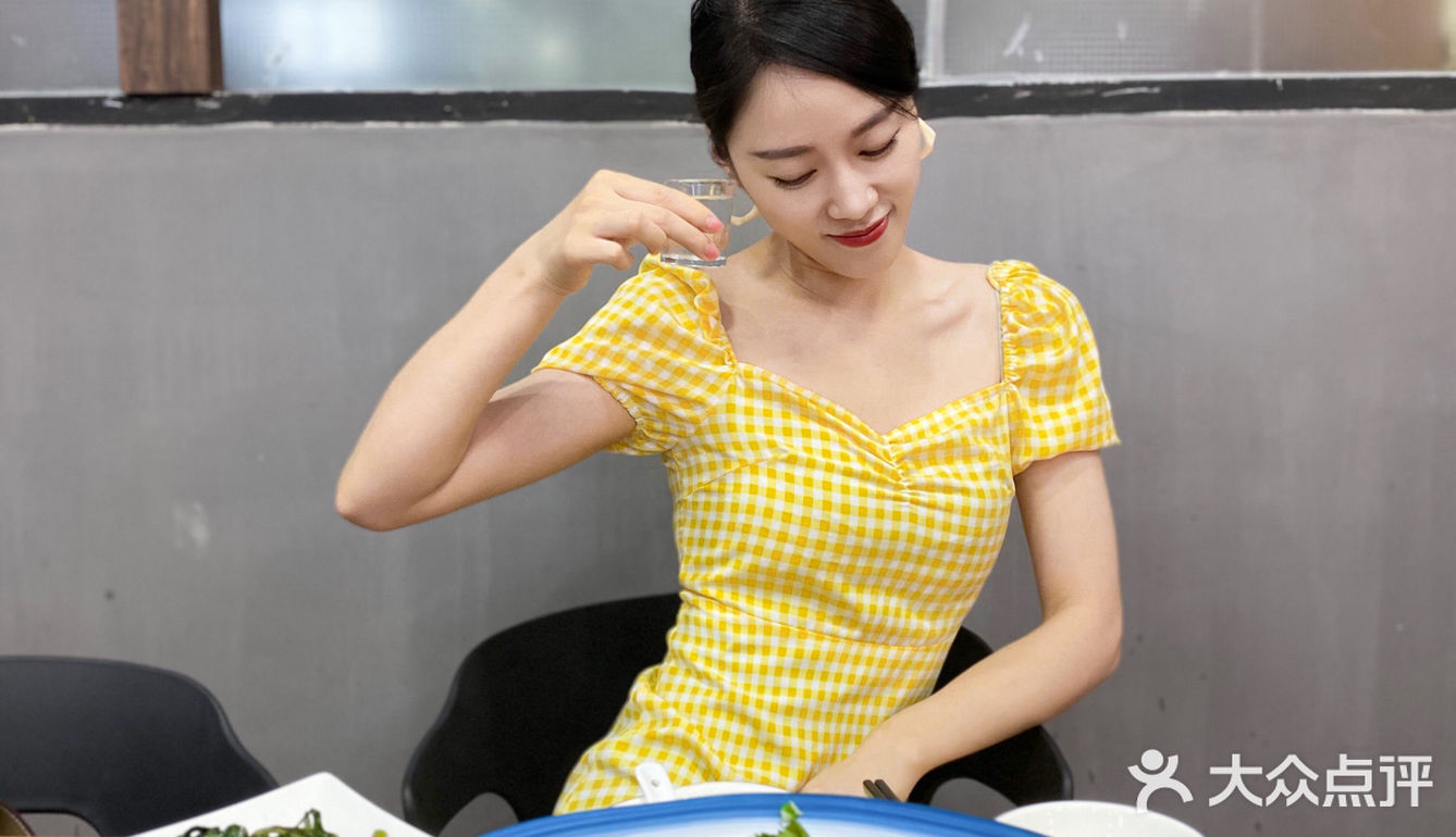 厦门探店｜藏在曾厝安小巷里的美味海鲜餐厅