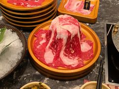 -牛YO寿喜烧·铁板烧和牛火锅自助(市府恒隆店)