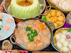 -得意咚瓜·顺德鱼生·冬瓜火锅(深圳首店)