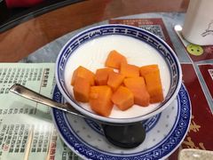 -赵记传承特色牛奶甜品(泉城广场店)