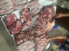 -标记美食新鲜猪杂(兴南大道店)