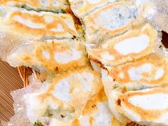 -阿洪锅贴王(小吃城店)