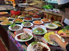-闯关东东北农家菜(崂山石老人店)