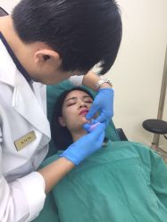 -洁铭新加坡医美