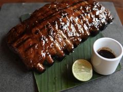 BBQ猪肋排-Naughty Nuri’s Phuket