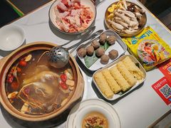 五指毛桃鸡煲-菌小白火锅(时尚天河店)