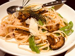 奶油三文鱼蘑菇意面-bluefrog蓝蛙(悠唐购物中心店)