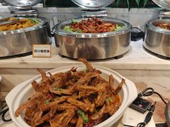 -金滏山烤肉·海鲜·火锅自助餐厅(襄阳万达店)