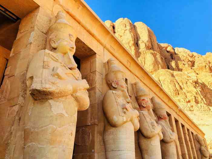 哈素女王庙-"女王神殿(mortuary temple."-大众点评移动版