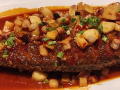 干烧黄鱼-东方太阳城淮扬餐厅(会所中餐厅店)