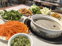 -北大街红丽涮牛肚火锅店
