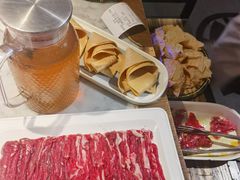 -尚尚仙·酸汤猪手·猪肚鸡火锅(华联万柳购物中心店)