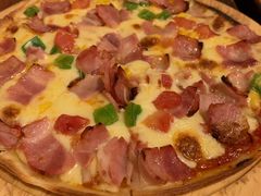 -玛格萝妮比萨屋(四平店)
