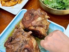 -东北风味思缘食府(对湖路店)