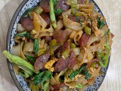 -老头爱马仕酸豇豆炒饭(丰富路店)