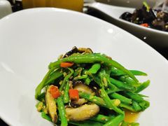 香菇手撕豆角-東舍食唐精品陕菜馆