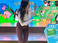 -瑞虹新天地月亮湾