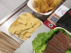 -宴全牛粤来越牛潮汕鲜牛肉火锅(海州万达广场店)